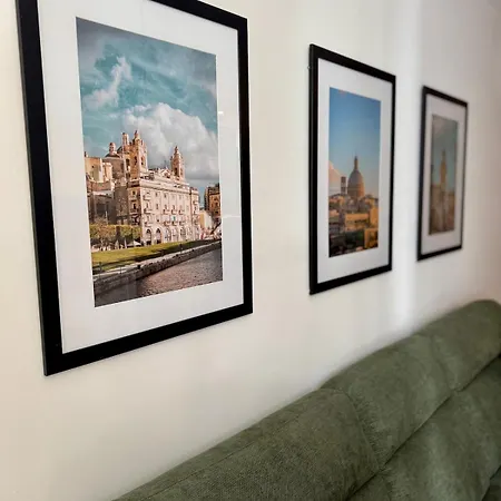 Make Yourself At Home-new And Warm 2br