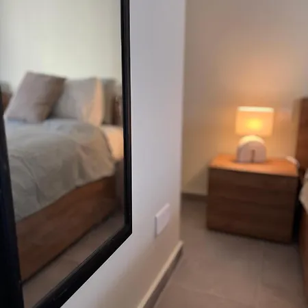 Make Yourself At Home-new And Warm 2br *